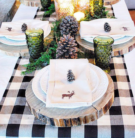 4 Simple Ways to Make Your Holiday Table Setting Instagram-Worthy