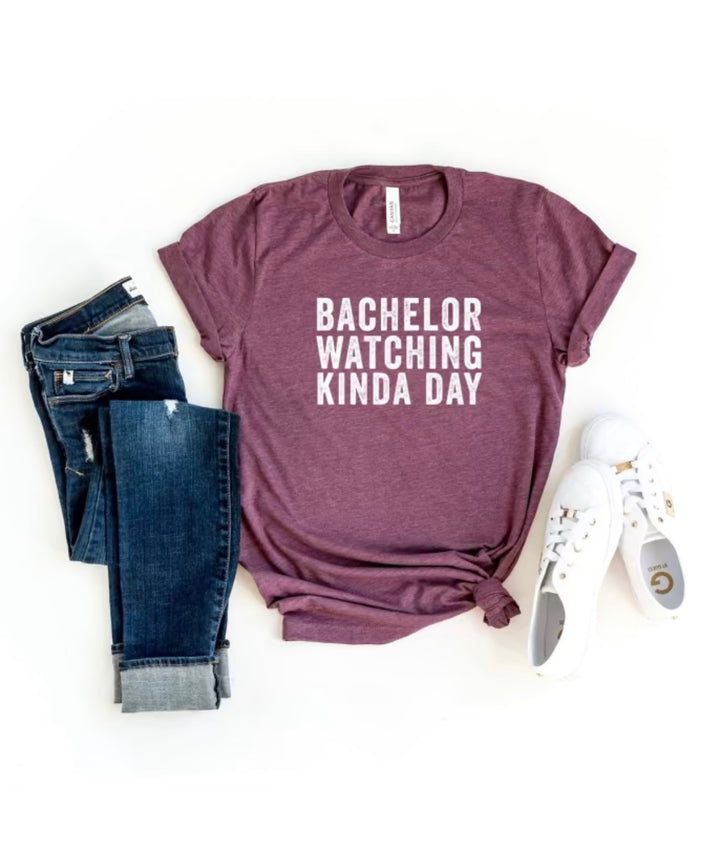 Bachelor Watching Kinda Day T-Shirt - Mauve